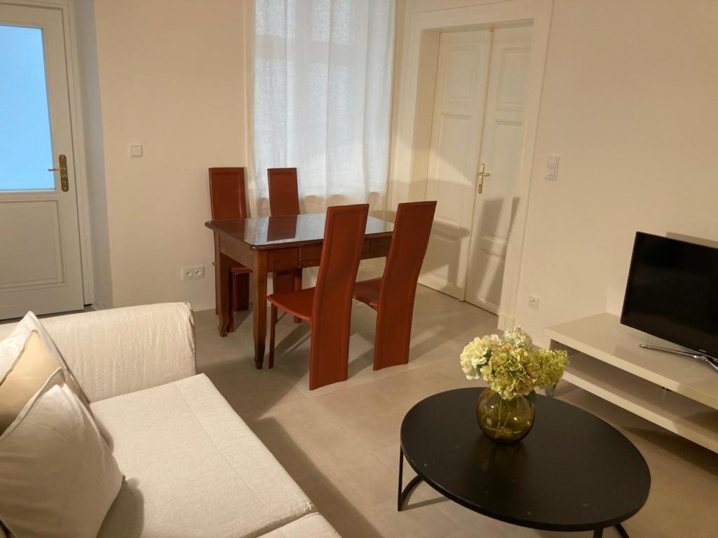 City Center Apartments プラハ エクステリア 写真